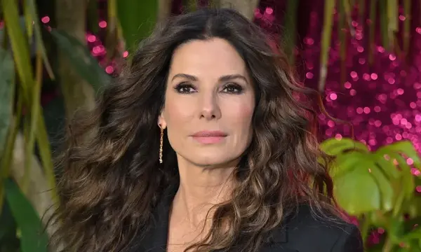 Sandra Bullock - Wikipedia