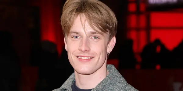 Louis Hofmann wiki